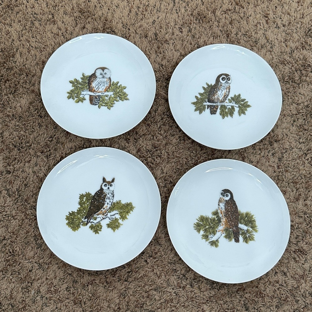 Fitz and Floyd Vintage Owl Salad Plates Set of 4 White Porcelain Bird Decor 7.5"